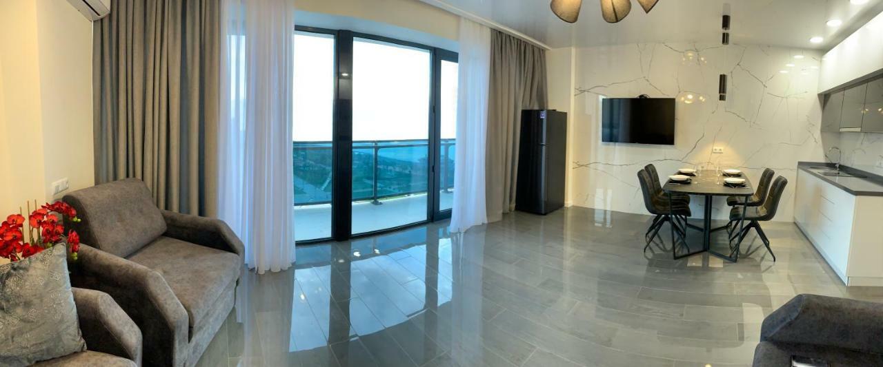 Orbi Residence Volna Batoumi Extérieur photo